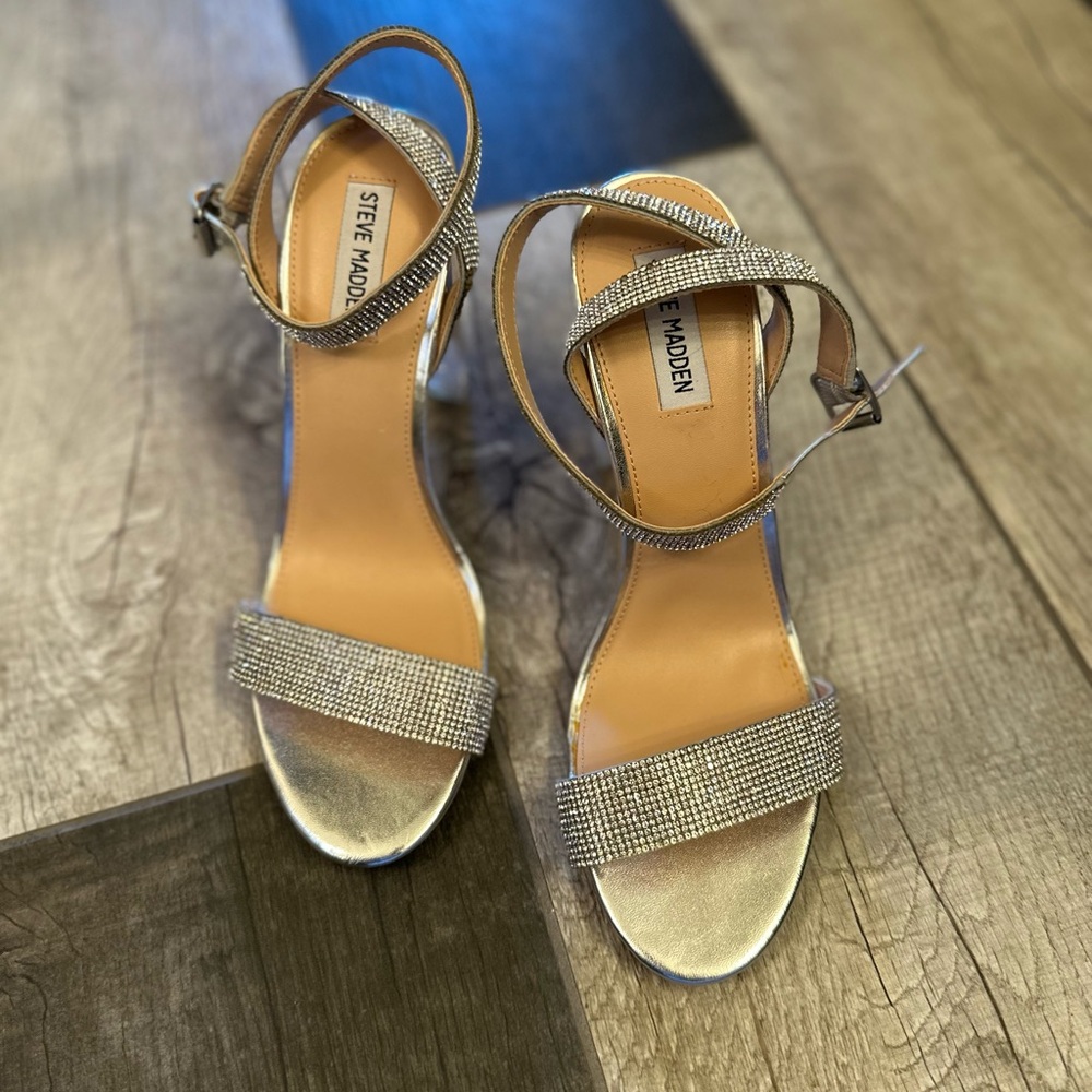 Brand New Steve Madden Gorgeous Rhinestone Heels with Clear Block 10 - Picture 15 of 17